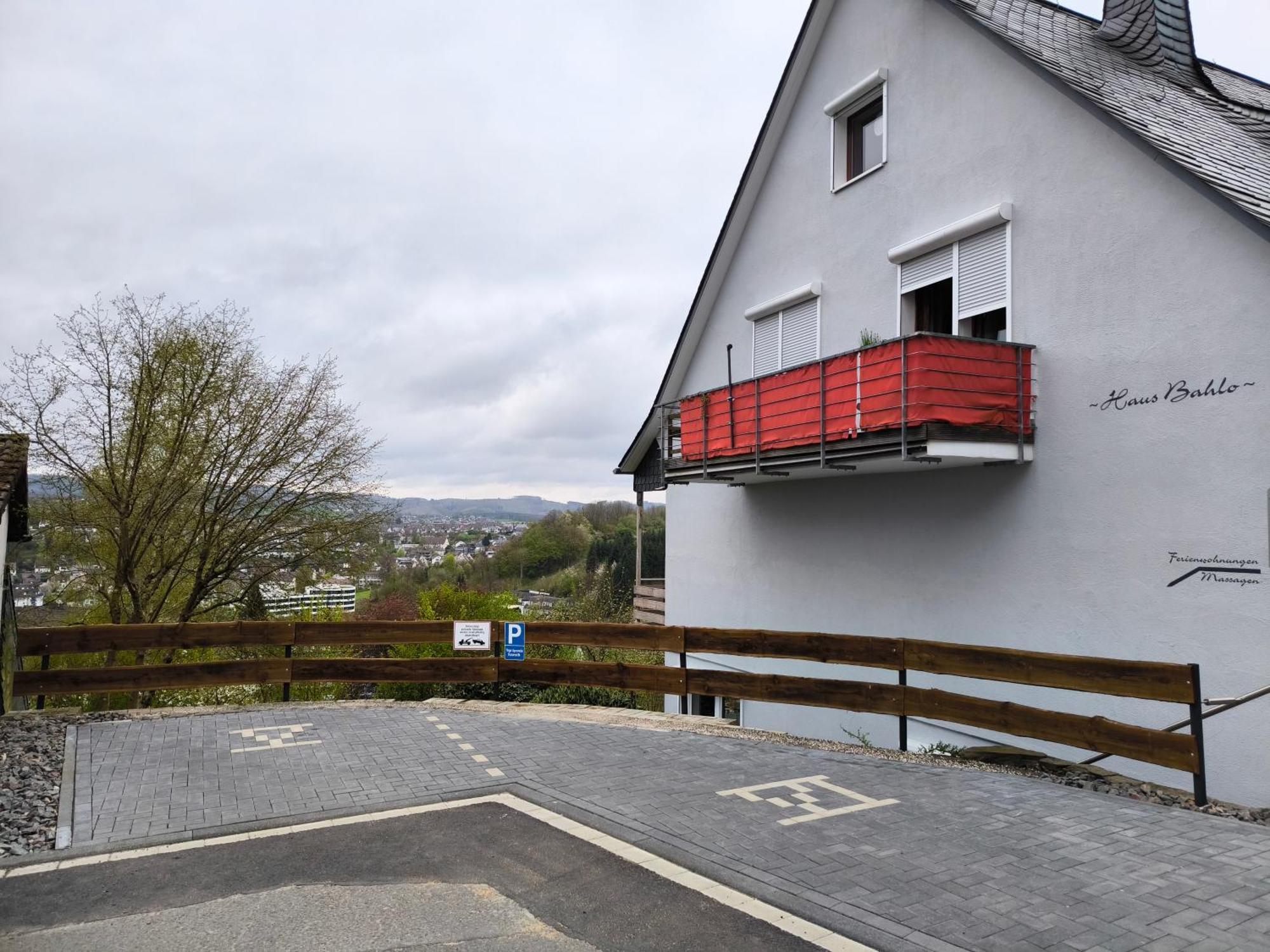 Haus Bahlo - Ferienwohnungen Attendorn Extérieur photo